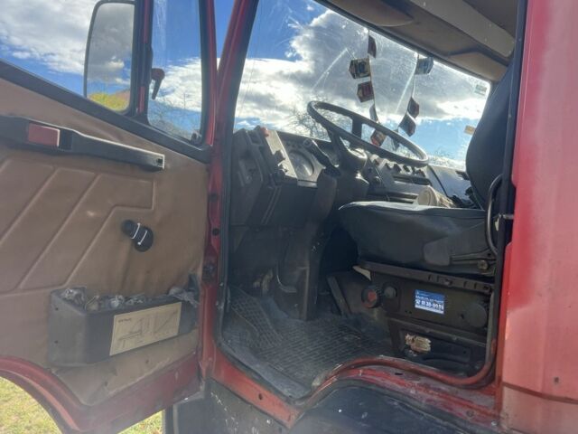 Червоний Мерседес Т-мод, об'ємом двигуна 4 л та пробігом 200 тис. км за 4100 $, фото 6 на Automoto.ua