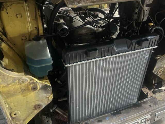 Желтый Мерседес Т-мод, объемом двигателя 2.4 л и пробегом 422 тыс. км за 2000 $, фото 6 на Automoto.ua