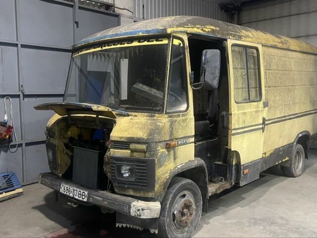 Желтый Мерседес Т-мод, объемом двигателя 2.4 л и пробегом 422 тыс. км за 2000 $, фото 5 на Automoto.ua