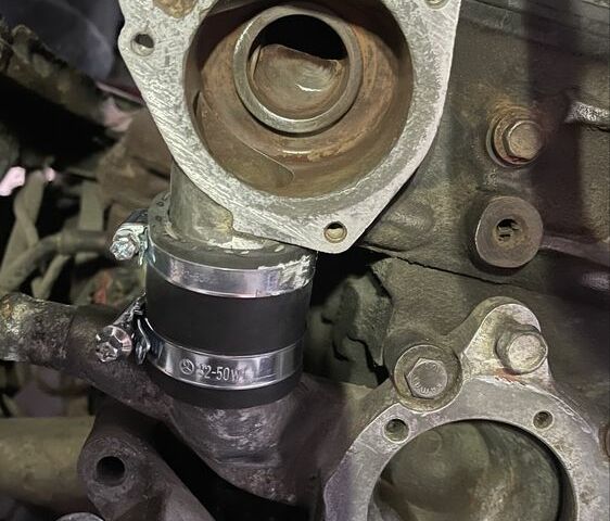 Желтый Мерседес Т-мод, объемом двигателя 2.4 л и пробегом 422 тыс. км за 2000 $, фото 4 на Automoto.ua