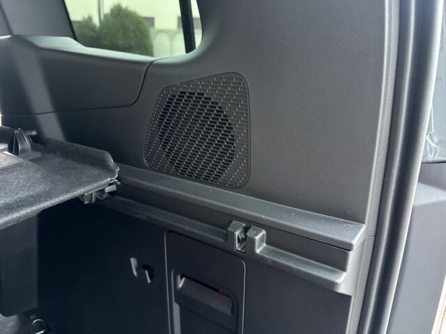 Серый Мерседес Т-мод, объемом двигателя 0 л и пробегом 11 тыс. км за 25900 $, фото 20 на Automoto.ua