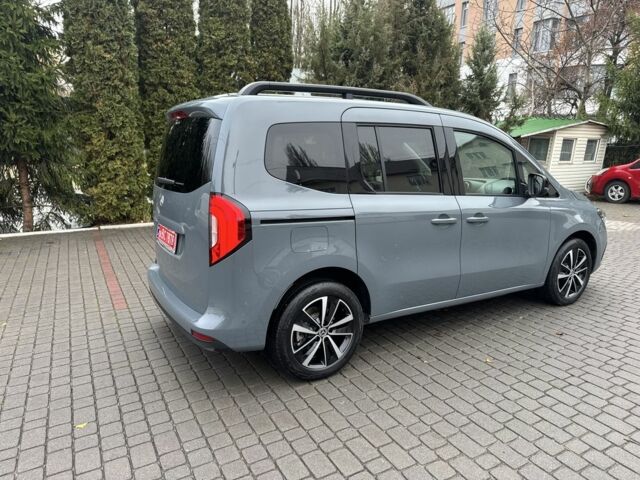 Серый Мерседес Т-мод, объемом двигателя 0 л и пробегом 11 тыс. км за 25900 $, фото 6 на Automoto.ua