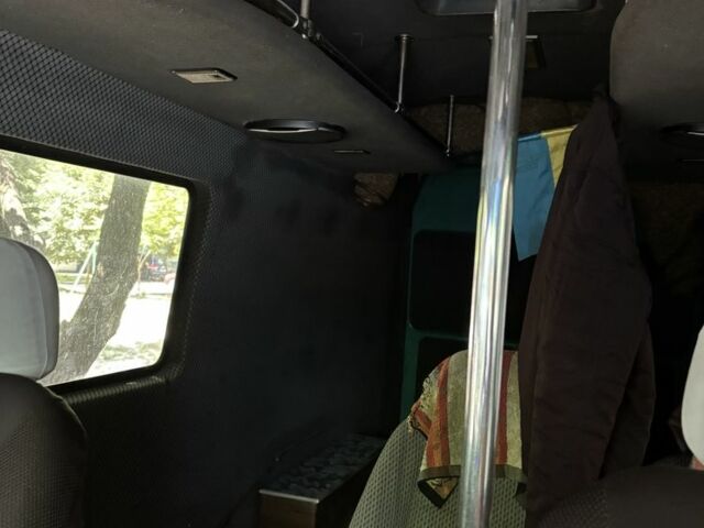 Зелений Мерседес Т-мод, об'ємом двигуна 0 л та пробігом 400 тис. км за 3300 $, фото 5 на Automoto.ua