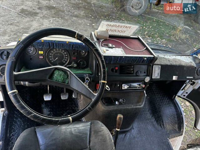 Белый Мерседес T1, объемом двигателя 2.87 л и пробегом 500 тыс. км за 2900 $, фото 13 на Automoto.ua