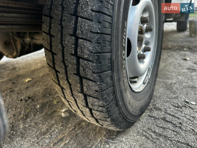 Белый Мерседес T1, объемом двигателя 2.87 л и пробегом 500 тыс. км за 2900 $, фото 6 на Automoto.ua