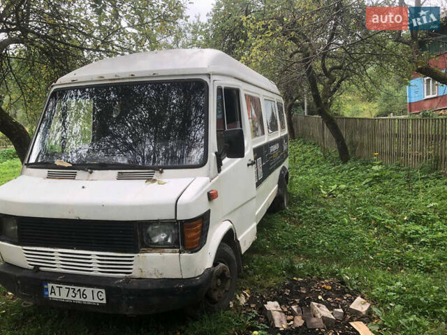 Білий Мерседес T1, об'ємом двигуна 3 л та пробігом 47 тис. км за 2200 $, фото 5 на Automoto.ua