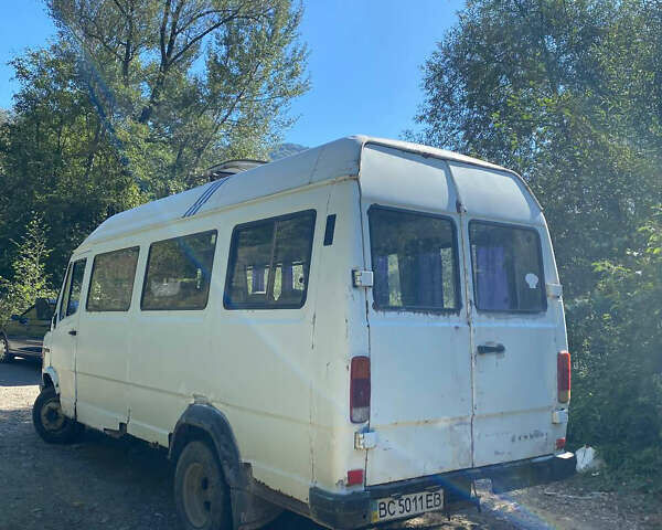 Білий Мерседес T1, об'ємом двигуна 2.87 л та пробігом 888 тис. км за 1768 $, фото 2 на Automoto.ua