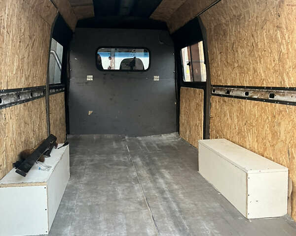 Білий Мерседес T1, об'ємом двигуна 2.4 л та пробігом 805 тис. км за 3300 $, фото 6 на Automoto.ua