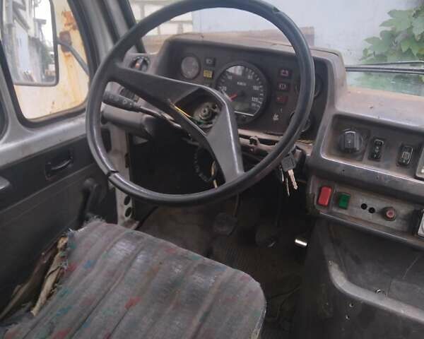 Білий Мерседес T1, об'ємом двигуна 2.87 л та пробігом 300 тис. км за 2300 $, фото 10 на Automoto.ua