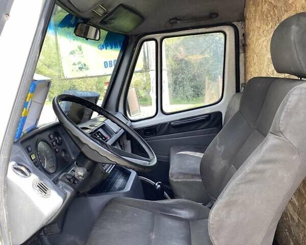 Білий Мерседес T1, об'ємом двигуна 0 л та пробігом 560 тис. км за 2400 $, фото 4 на Automoto.ua