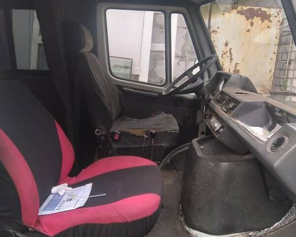 Білий Мерседес T1, об'ємом двигуна 2.87 л та пробігом 300 тис. км за 2300 $, фото 7 на Automoto.ua