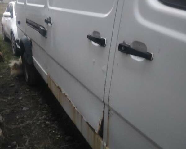 Белый Мерседес T1, объемом двигателя 2.9 л и пробегом 754 тыс. км за 2800 $, фото 3 на Automoto.ua