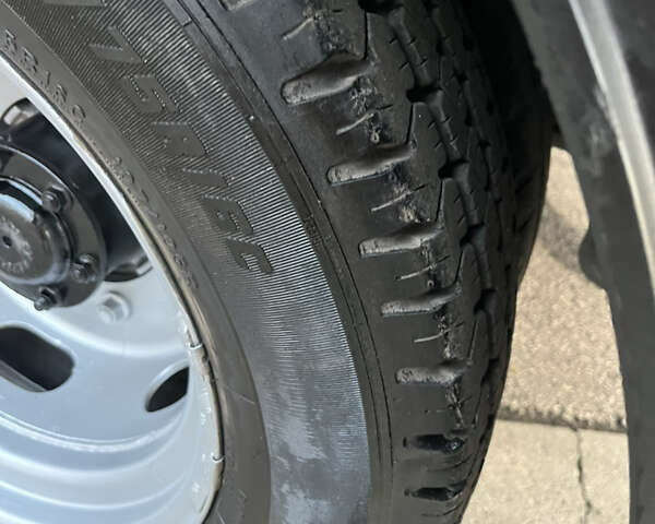 Белый Мерседес T1, объемом двигателя 2.87 л и пробегом 529 тыс. км за 5300 $, фото 6 на Automoto.ua