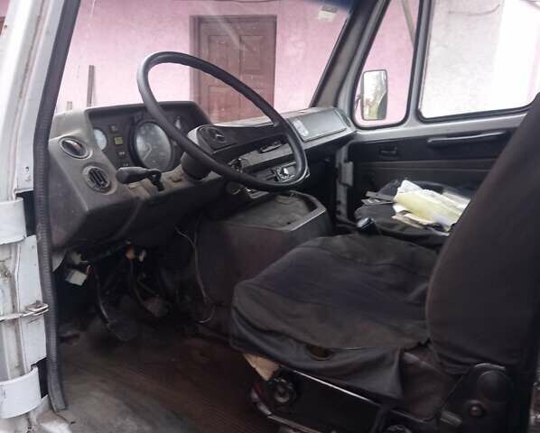 Белый Мерседес T1, объемом двигателя 2.9 л и пробегом 500 тыс. км за 7200 $, фото 2 на Automoto.ua