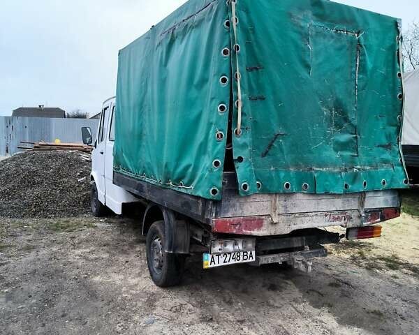 Белый Мерседес T1, объемом двигателя 0 л и пробегом 1 тыс. км за 3500 $, фото 3 на Automoto.ua