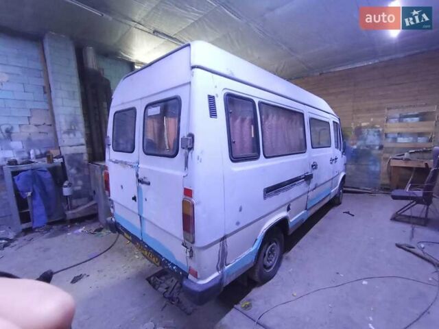 Белый Мерседес T1, объемом двигателя 2.9 л и пробегом 125 тыс. км за 3400 $, фото 17 на Automoto.ua