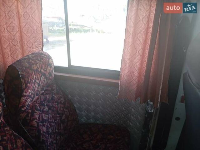 Білий Мерседес T1, об'ємом двигуна 2.9 л та пробігом 125 тис. км за 2900 $, фото 8 на Automoto.ua