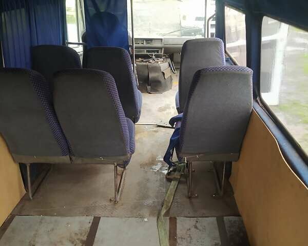 Белый Мерседес T1, объемом двигателя 2.9 л и пробегом 752 тыс. км за 2800 $, фото 8 на Automoto.ua