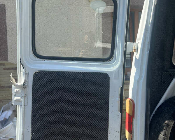 Білий Мерседес T1, об'ємом двигуна 0 л та пробігом 552 тис. км за 3450 $, фото 22 на Automoto.ua