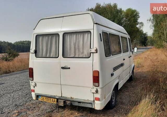 Белый Мерседес T1, объемом двигателя 0 л и пробегом 603 тыс. км за 2500 $, фото 5 на Automoto.ua