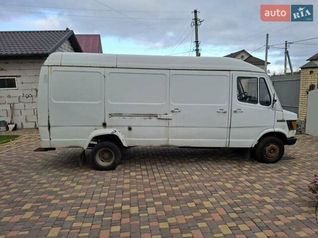 Мерседес T1, объемом двигателя 2.4 л и пробегом 442 тыс. км за 1999 $, фото 6 на Automoto.ua