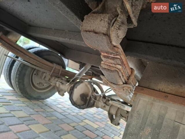 Мерседес T1, объемом двигателя 2.4 л и пробегом 442 тыс. км за 1999 $, фото 14 на Automoto.ua