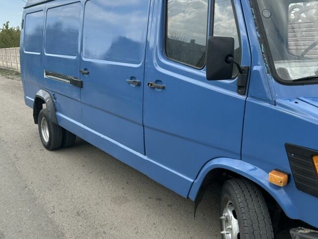 Мерседес T1, объемом двигателя 0 л и пробегом 0 тыс. км за 4300 $, фото 5 на Automoto.ua