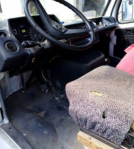 Мерседес T1, объемом двигателя 2.4 л и пробегом 0 тыс. км за 2200 $, фото 2 на Automoto.ua