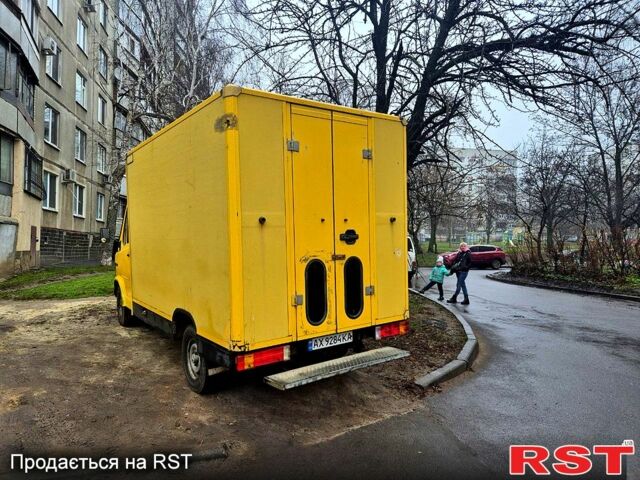 Мерседес T1, объемом двигателя 2.3 л и пробегом 550 тыс. км за 2800 $, фото 3 на Automoto.ua