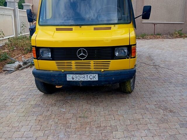 Мерседес T1, объемом двигателя 2.3 л и пробегом 0 тыс. км за 2000 $, фото 4 на Automoto.ua