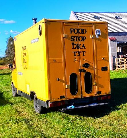 Мерседес T1, об'ємом двигуна 2.3 л та пробігом 0 тис. км за 2000 $, фото 5 на Automoto.ua