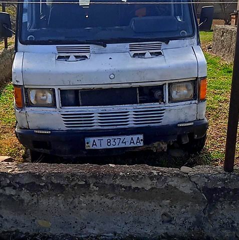 Мерседес T1, объемом двигателя 2.3 л и пробегом 0 тыс. км за 2400 $, фото 2 на Automoto.ua