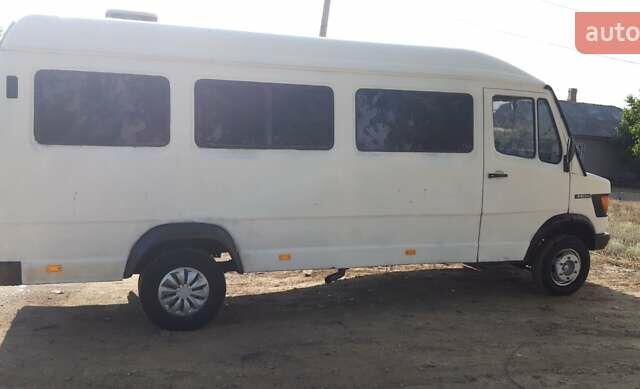 Мерседес T1, объемом двигателя 0 л и пробегом 123 тыс. км за 2873 $, фото 2 на Automoto.ua