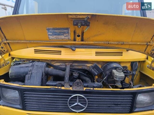 Желтый Мерседес T1, объемом двигателя 0 л и пробегом 2 тыс. км за 3500 $, фото 8 на Automoto.ua