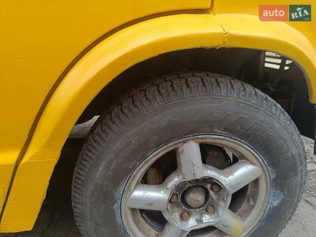 Желтый Мерседес T1, объемом двигателя 0 л и пробегом 2 тыс. км за 3500 $, фото 7 на Automoto.ua