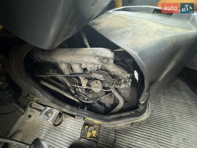 Желтый Мерседес T1, объемом двигателя 2.3 л и пробегом 400 тыс. км за 3100 $, фото 15 на Automoto.ua