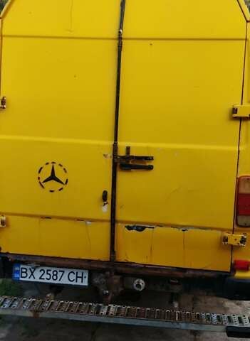 Жовтий Мерседес T1, об'ємом двигуна 2.9 л та пробігом 825 тис. км за 4300 $, фото 1 на Automoto.ua