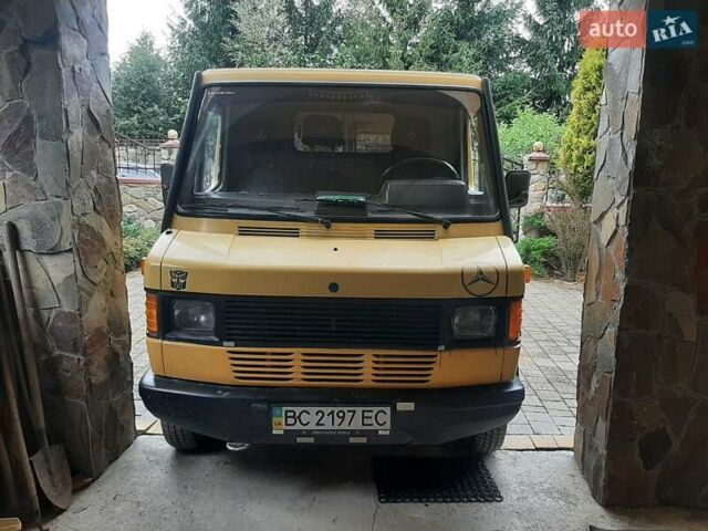 Жовтий Мерседес T1, об'ємом двигуна 2.3 л та пробігом 500 тис. км за 3300 $, фото 12 на Automoto.ua