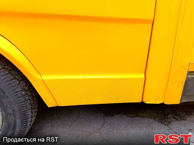 Желтый Мерседес T1, объемом двигателя 2.3 л и пробегом 0 тыс. км за 3500 $, фото 2 на Automoto.ua