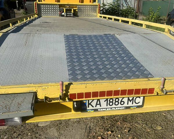 Жовтий Мерседес T1, об'ємом двигуна 3 л та пробігом 250 тис. км за 7500 $, фото 13 на Automoto.ua