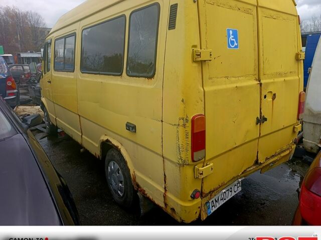 Жовтий Мерседес T1, об'ємом двигуна 2.3 л та пробігом 0 тис. км за 1450 $, фото 2 на Automoto.ua
