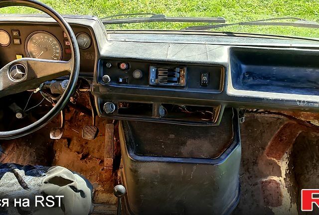 Сірий Мерседес T1, об'ємом двигуна 2.4 л та пробігом 777 тис. км за 900 $, фото 11 на Automoto.ua