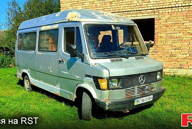 Сірий Мерседес T1, об'ємом двигуна 2.4 л та пробігом 777 тис. км за 900 $, фото 3 на Automoto.ua