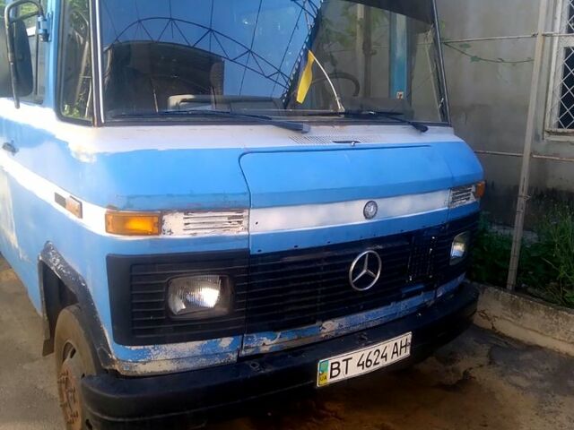 Синий Мерседес T1, объемом двигателя 3.8 л и пробегом 580 тыс. км за 6000 $, фото 10 на Automoto.ua