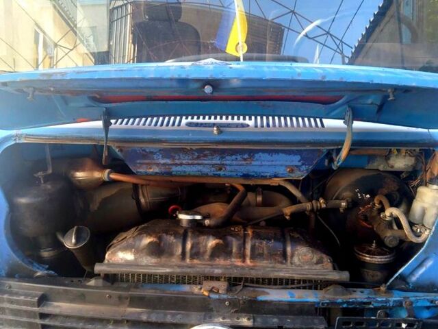 Синий Мерседес T1, объемом двигателя 3.8 л и пробегом 580 тыс. км за 6000 $, фото 2 на Automoto.ua