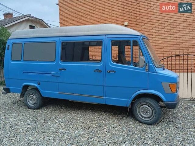 Синий Мерседес T1, объемом двигателя 2.3 л и пробегом 500 тыс. км за 3500 $, фото 4 на Automoto.ua