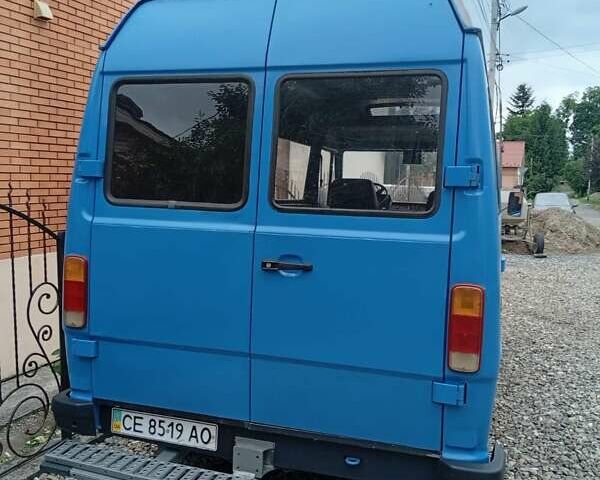 Синий Мерседес T1, объемом двигателя 2.3 л и пробегом 500 тыс. км за 3500 $, фото 3 на Automoto.ua