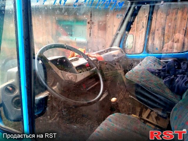 Синий Мерседес T1, объемом двигателя 2.3 л и пробегом 530 тыс. км за 750 $, фото 4 на Automoto.ua