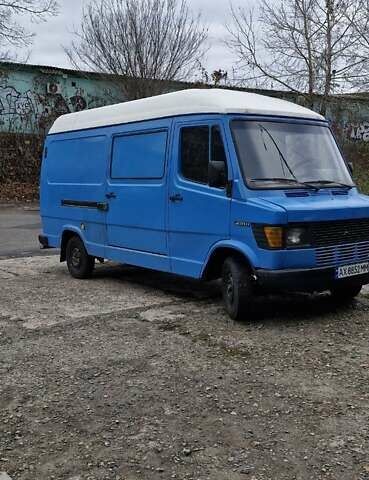 Синій Мерседес T1, об'ємом двигуна 2.3 л та пробігом 3 тис. км за 4200 $, фото 7 на Automoto.ua