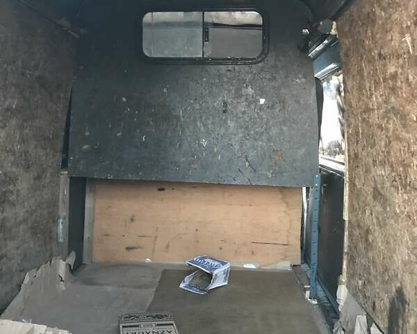 Синий Мерседес T1, объемом двигателя 2.3 л и пробегом 777 тыс. км за 2500 $, фото 7 на Automoto.ua